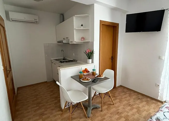 Apartman Nova *